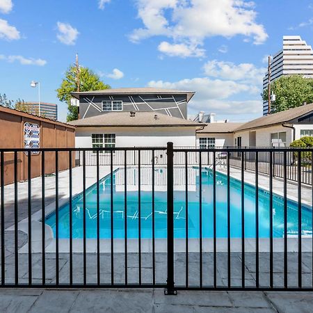 Spacious 1Br Galleria Apt With Pool & Free Park Houston Exterior photo