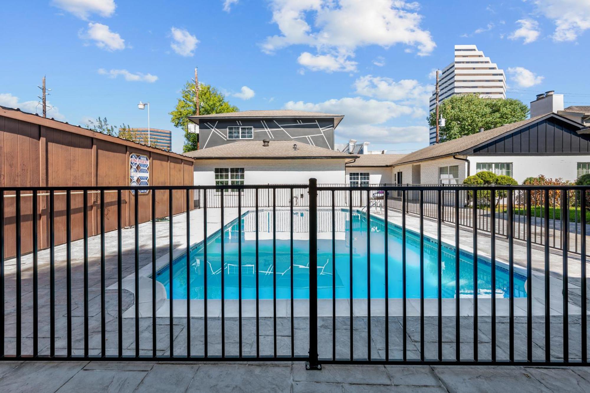 Spacious 1Br Galleria Apt With Pool & Free Park Houston Exterior photo